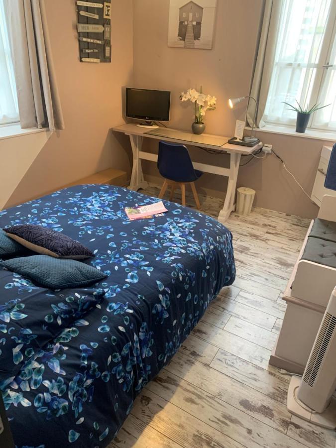 Lyon City Home'S Bed & Breakfast Villeurbanne Esterno foto