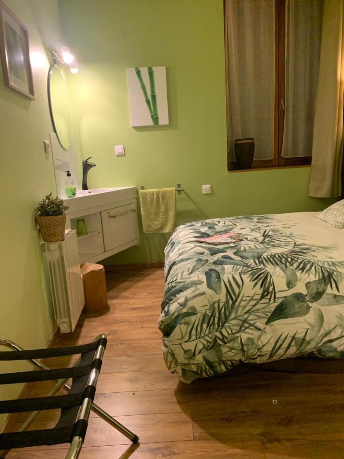 Lyon City Home'S Bed & Breakfast Villeurbanne Esterno foto