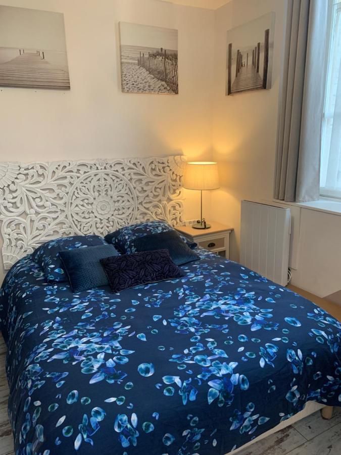 Lyon City Home'S Bed & Breakfast Villeurbanne Esterno foto