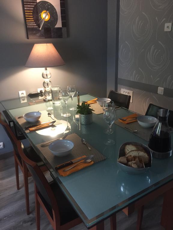 Lyon City Home'S Bed & Breakfast Villeurbanne Esterno foto